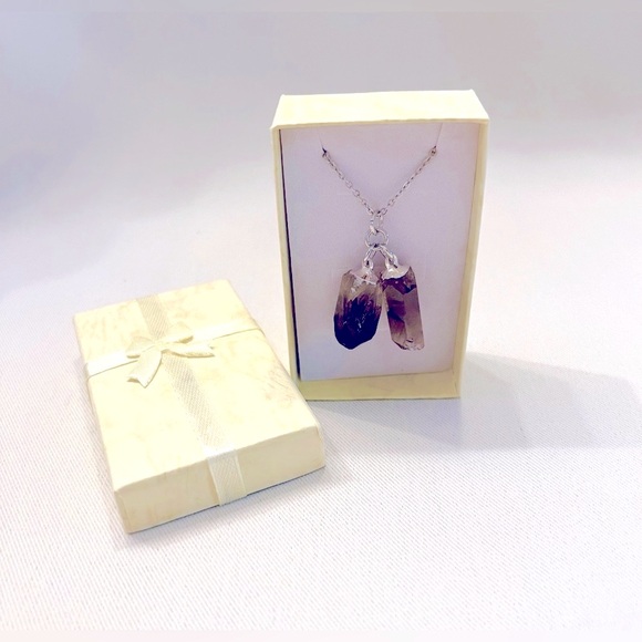 Smoky Quartz Silver Toned Necklace with Gift Box. Chain length - 17 inches. - Picture 8 of 9